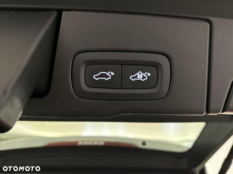 Volvo XC 60 - 24