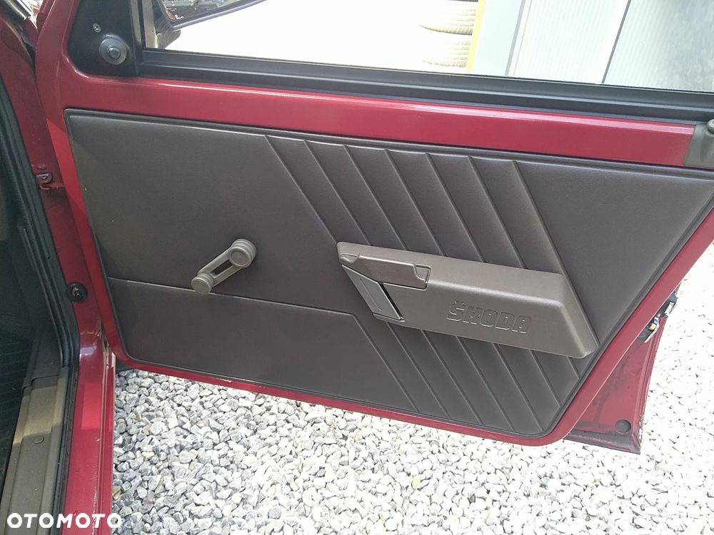 Skoda Favorit 135 L - 11