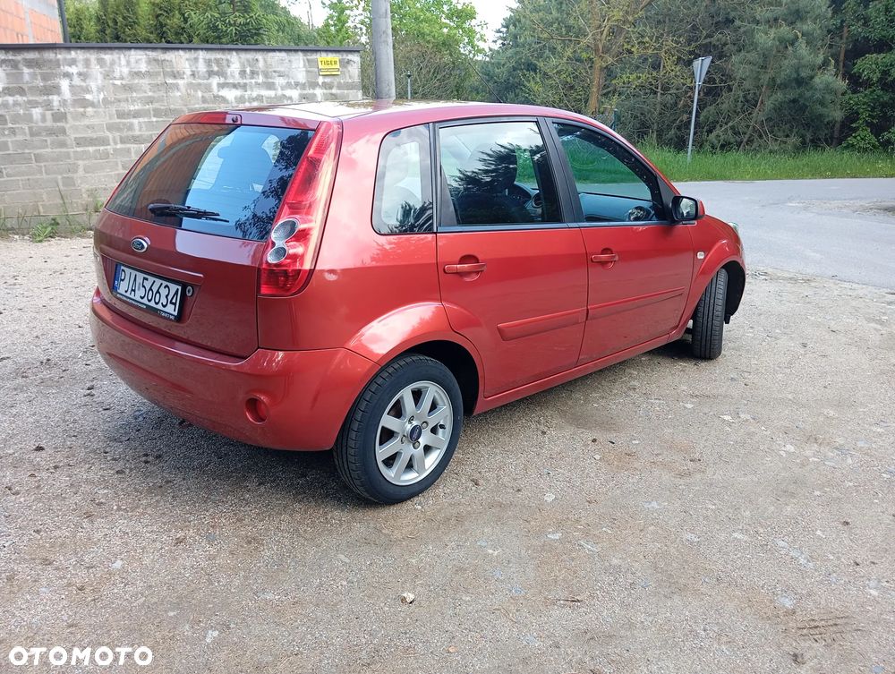 Ford Fiesta - 6