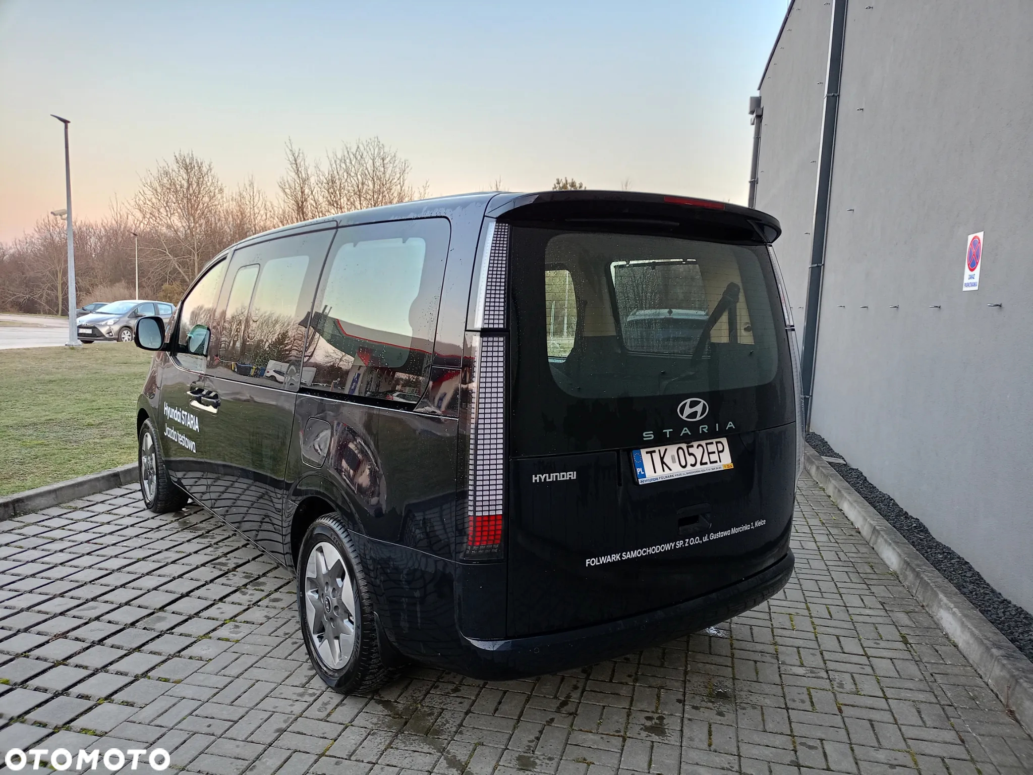 Hyundai Staria - 3