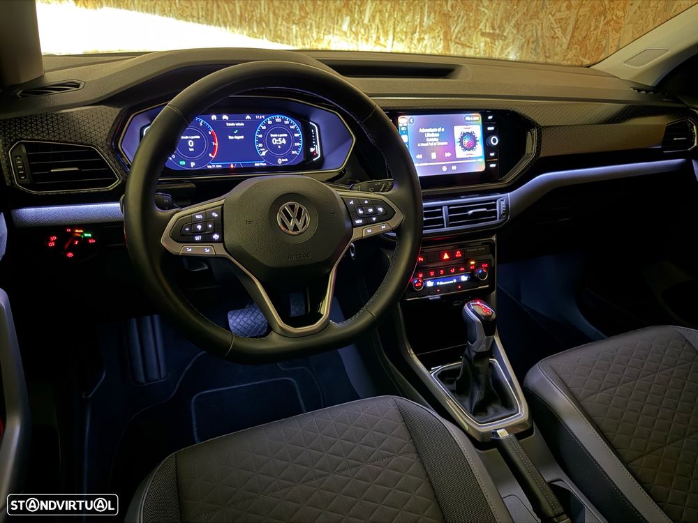 VW T-Cross 1.0 TSI Style DSG - 32