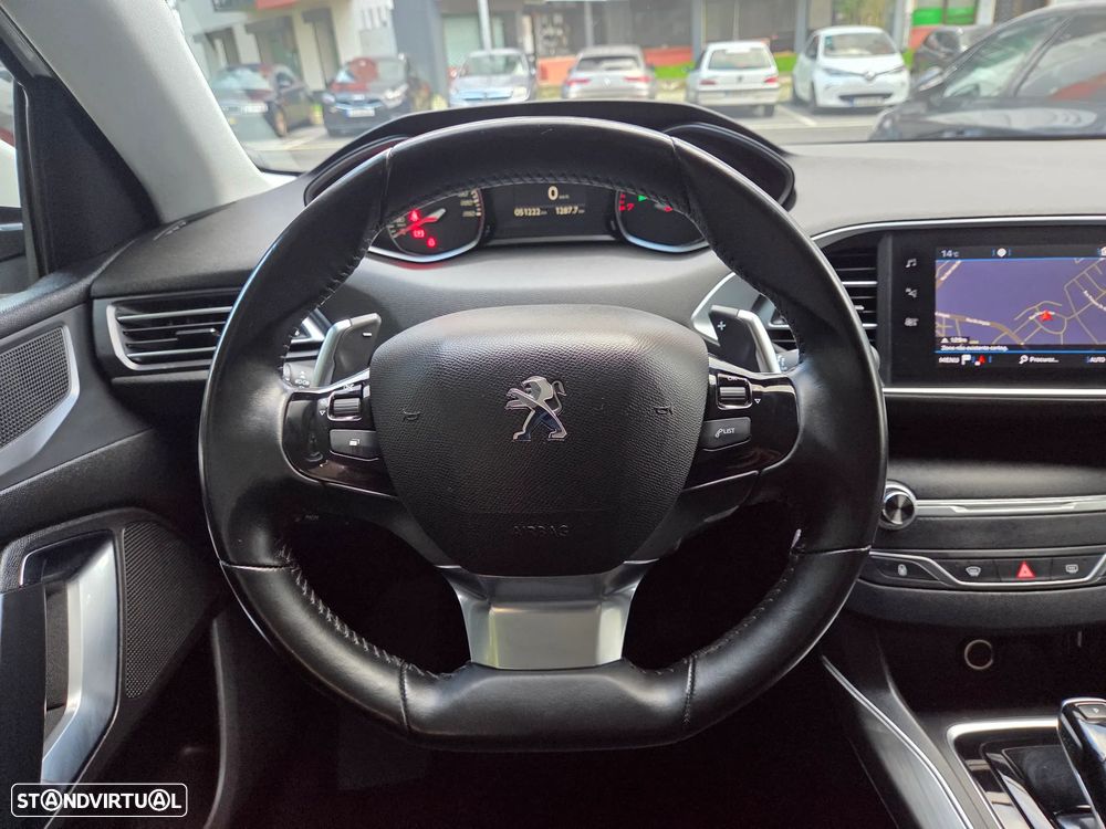 Peugeot 308 PureTech 130 GPF EAT8 Stop & Start Active Pack - 24