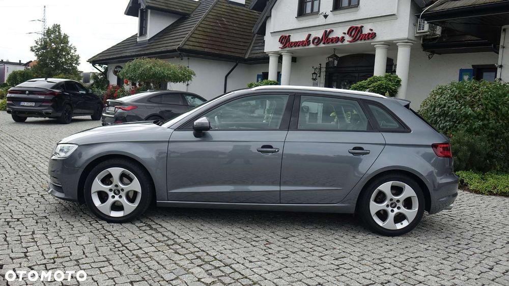 Audi A3 Sportback - 11