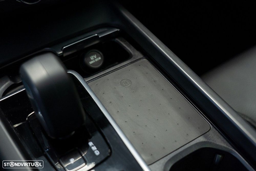 Volvo XC 60 2.0 T6 PHEV Plus Dark AWD - 43