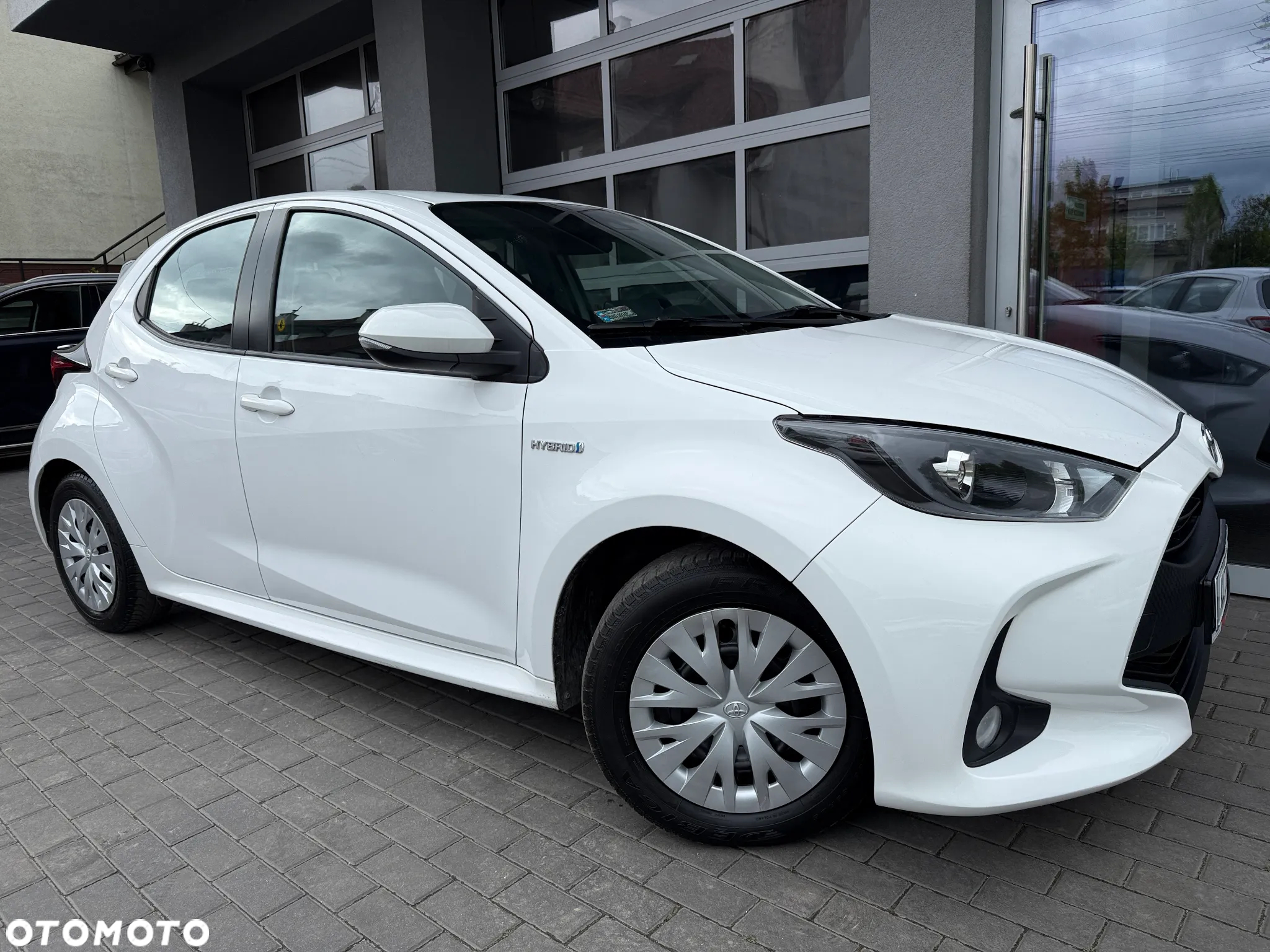 Toyota Yaris Hybrid 1.5 Comfort - 18