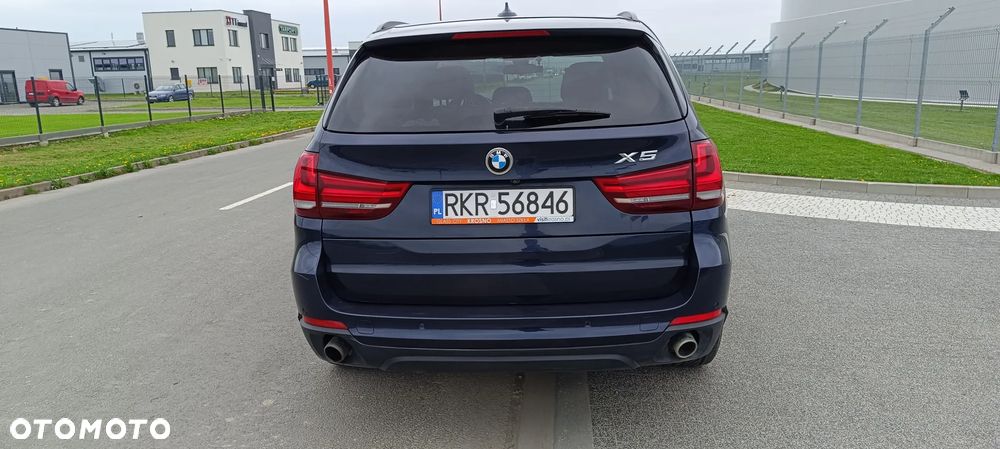 BMW X5 xDrive35i - 22