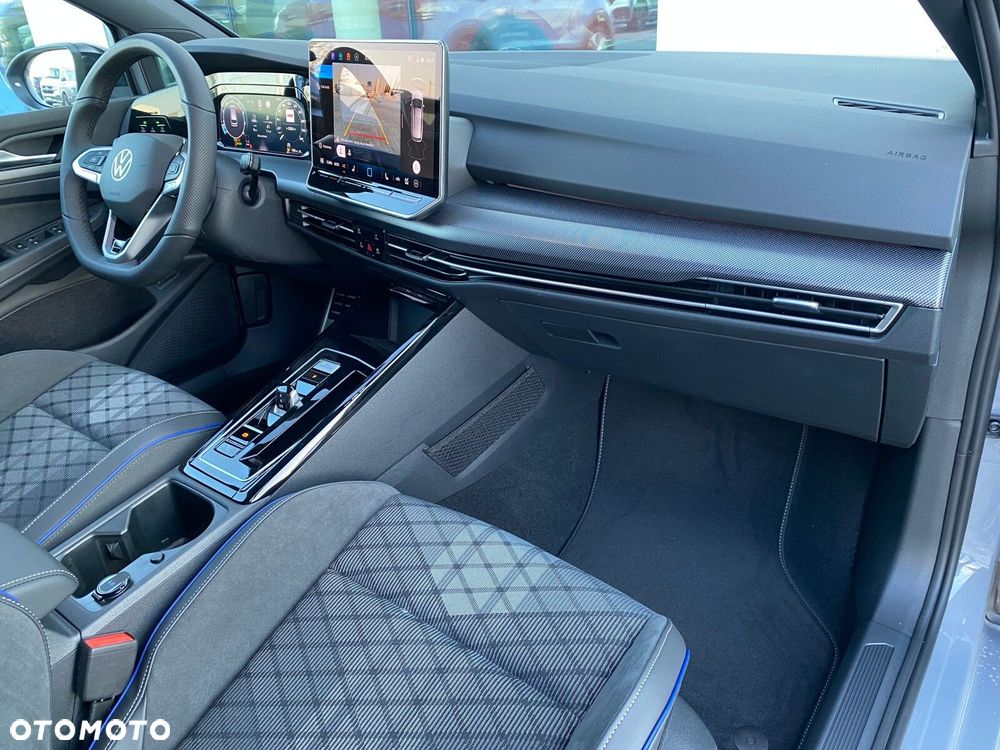 Volkswagen Golf Variant - 19