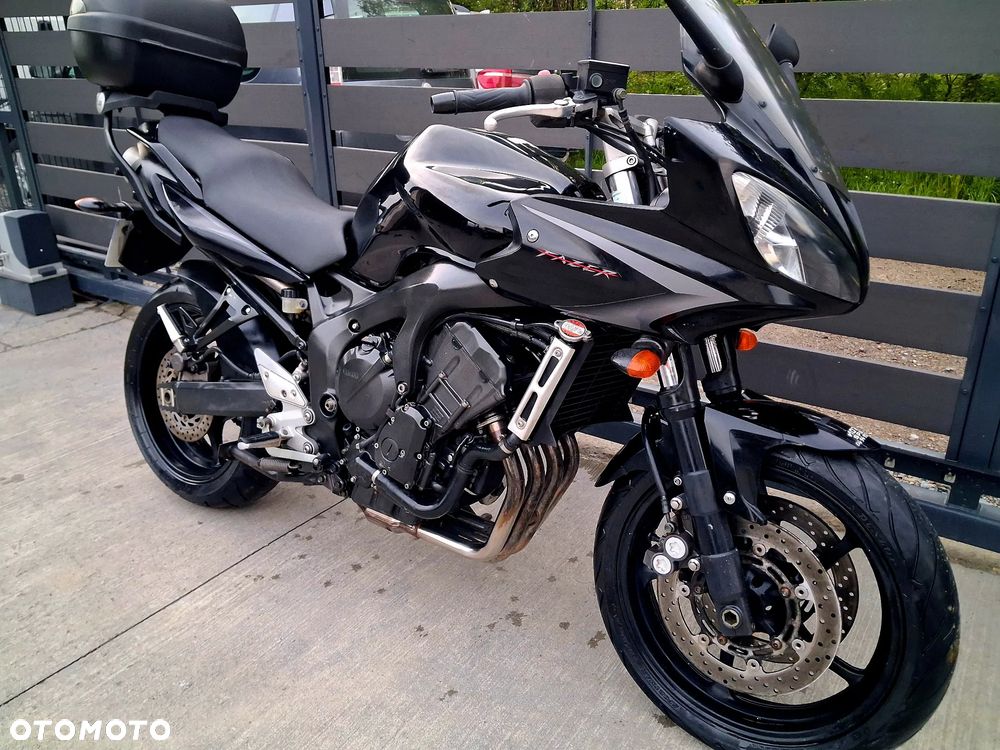 Yamaha FZ6 - 6