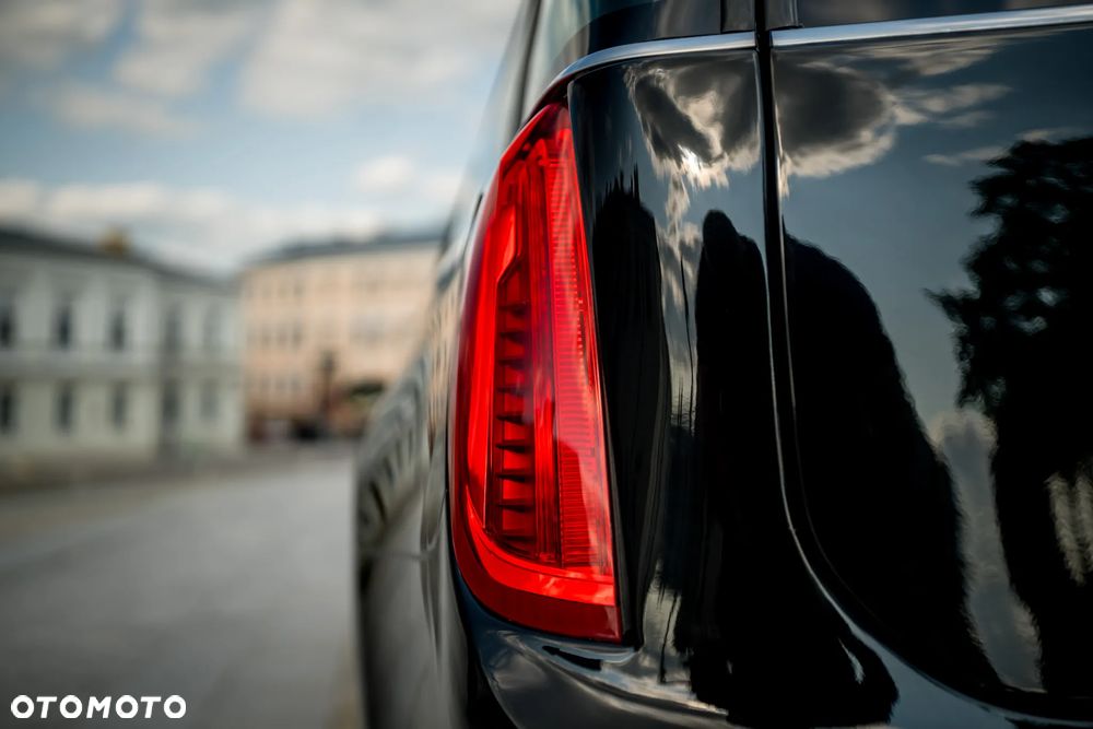 Cadillac XTS - 12