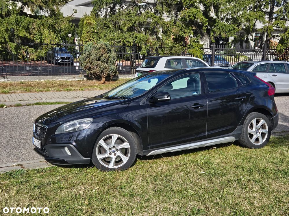 Volvo V40 D3 Momentum - 1