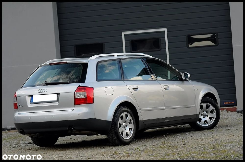 Audi A4 Avant 1.8T - 19