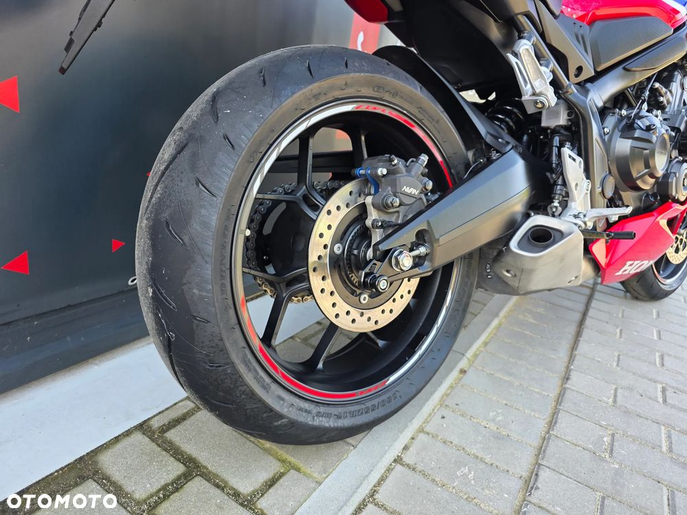Honda CBR - 8