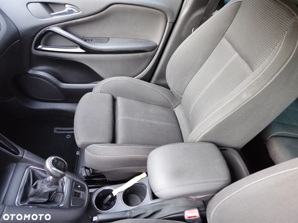 Opel Zafira - 6