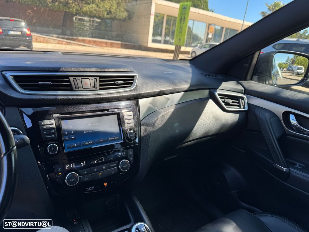Nissan Qashqai 1.5 dCi Tekna Premium Bose+A+C - 24