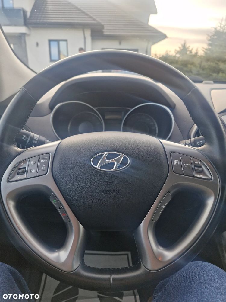 Hyundai ix35 - 11