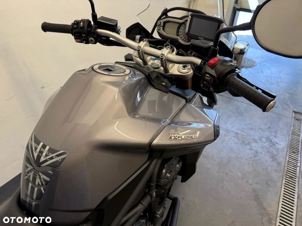 Triumph Tiger - 28
