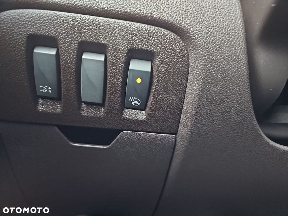 Renault Espace 1.6 dCi Energy Initiale Paris EDC - 23