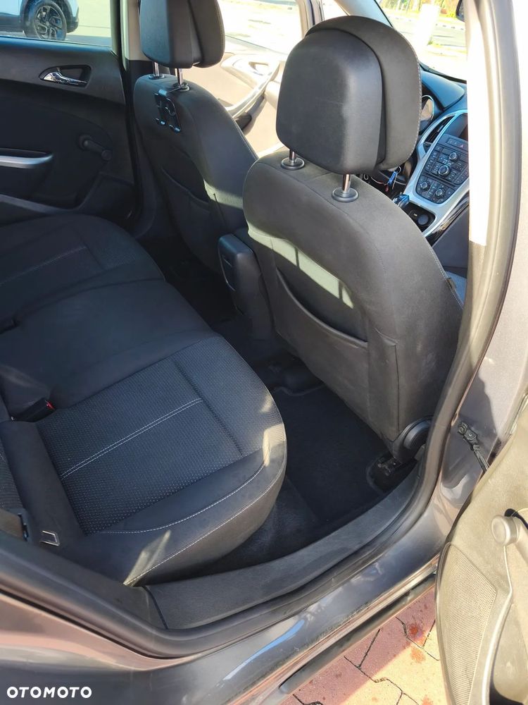 Opel Astra 1.4 T Cosmo - 16