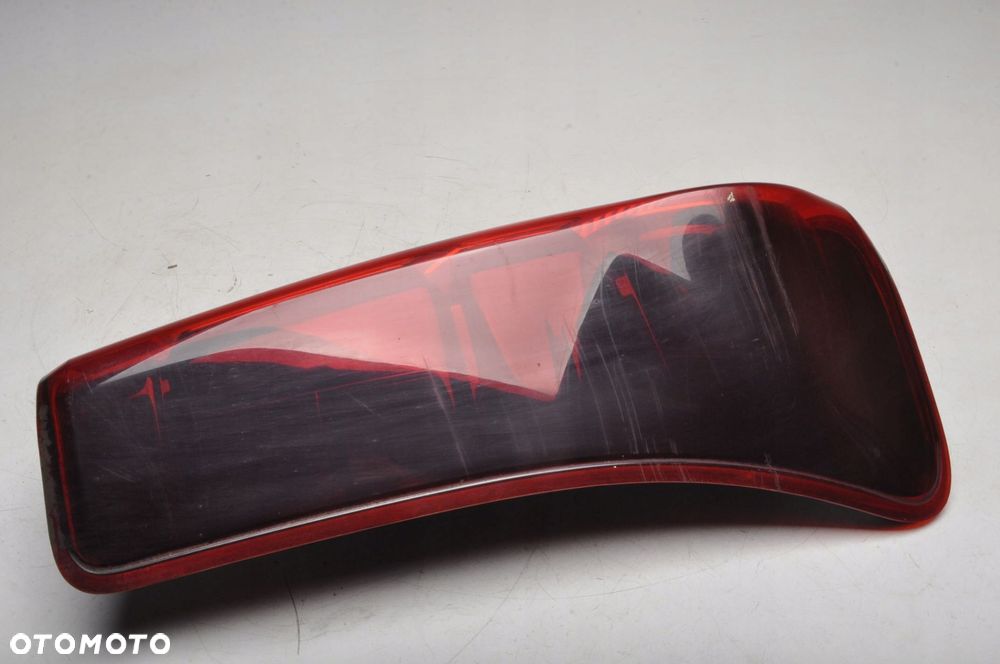 ISUZU D-MAX II LAMPA PRAWA TYLNA PRAWY TYŁ - 3