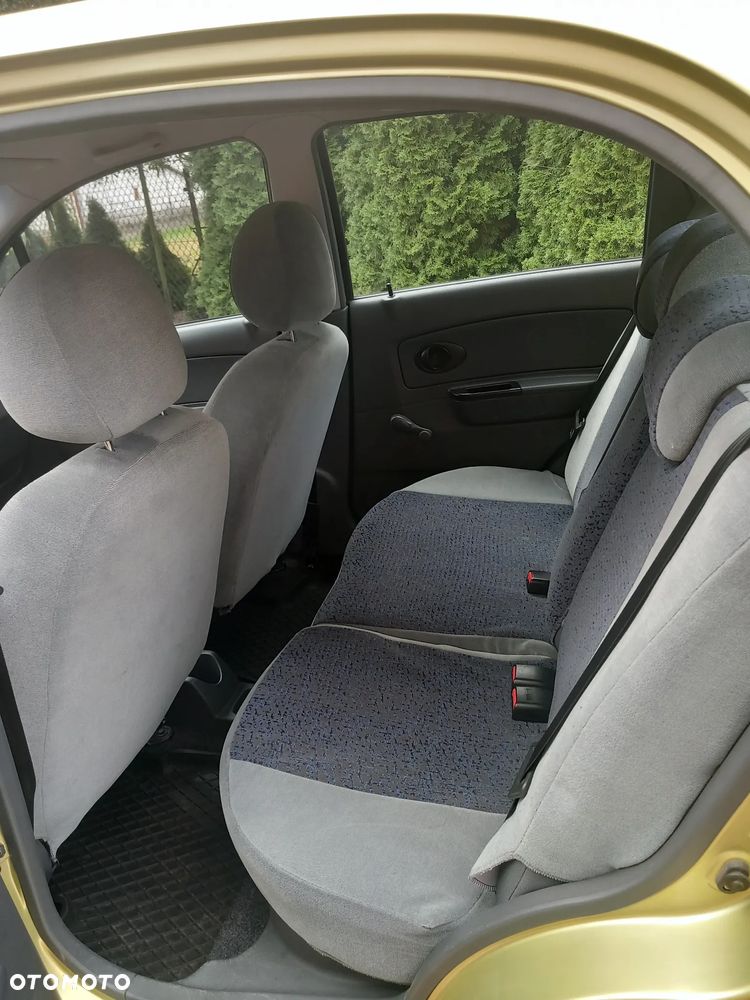 Chevrolet Spark - 5