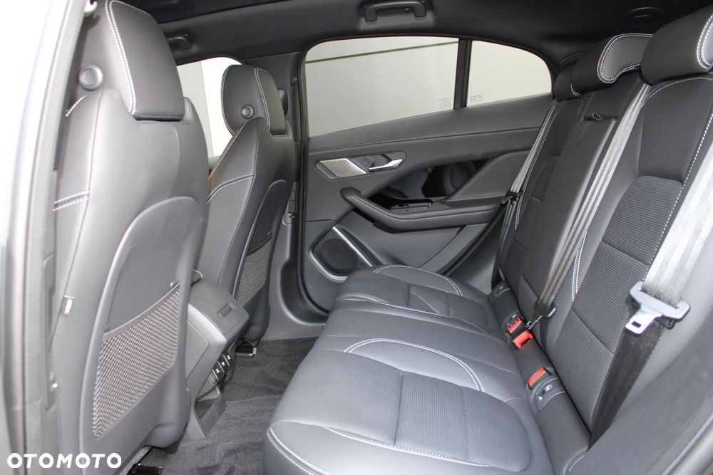 Jaguar I-Pace EV400 AWD SE - 9