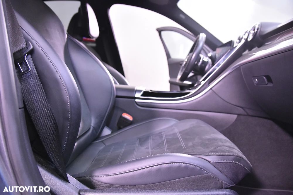 Mercedes-Benz C 220 d MHEV - 11