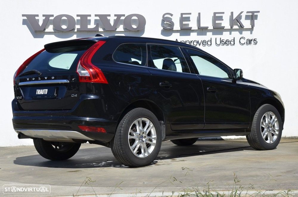 Volvo XC 60 2.0 D4 Momentum Start/Stop - 24