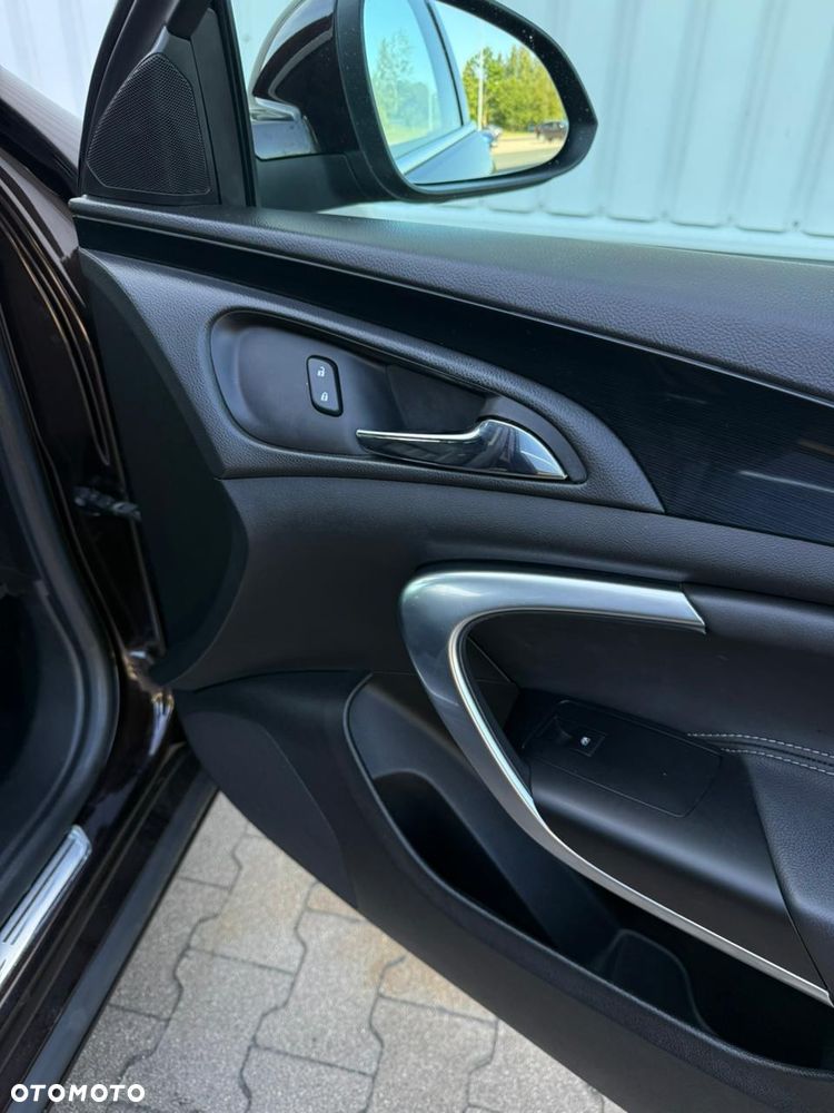 Opel Insignia - 19