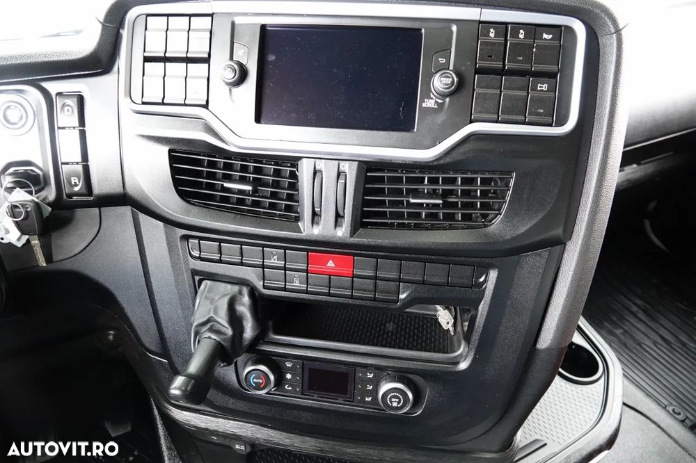 Iveco S-WAY / 510 / RETARDER / AER CONDIȚIONAT PARCARE / EURO 6 - 30