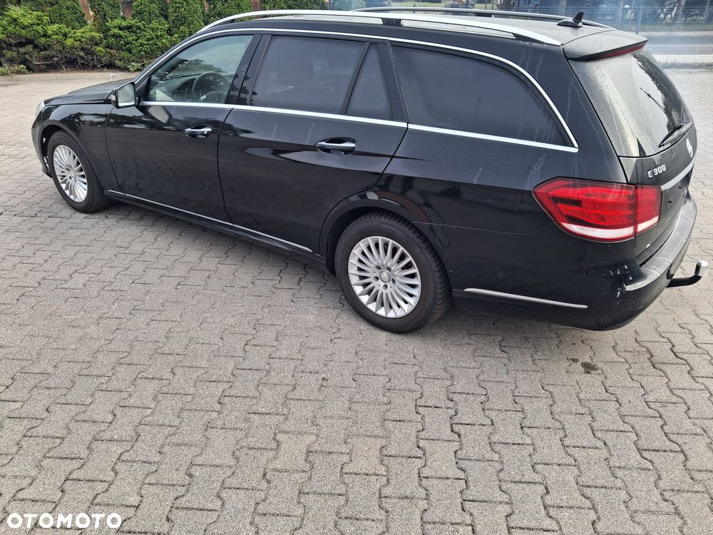 Mercedes-Benz Klasa E - 12