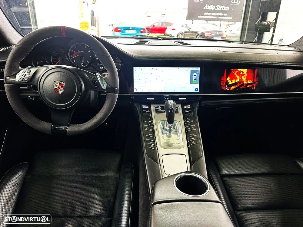 Porsche Panamera Turbo PDK - 13