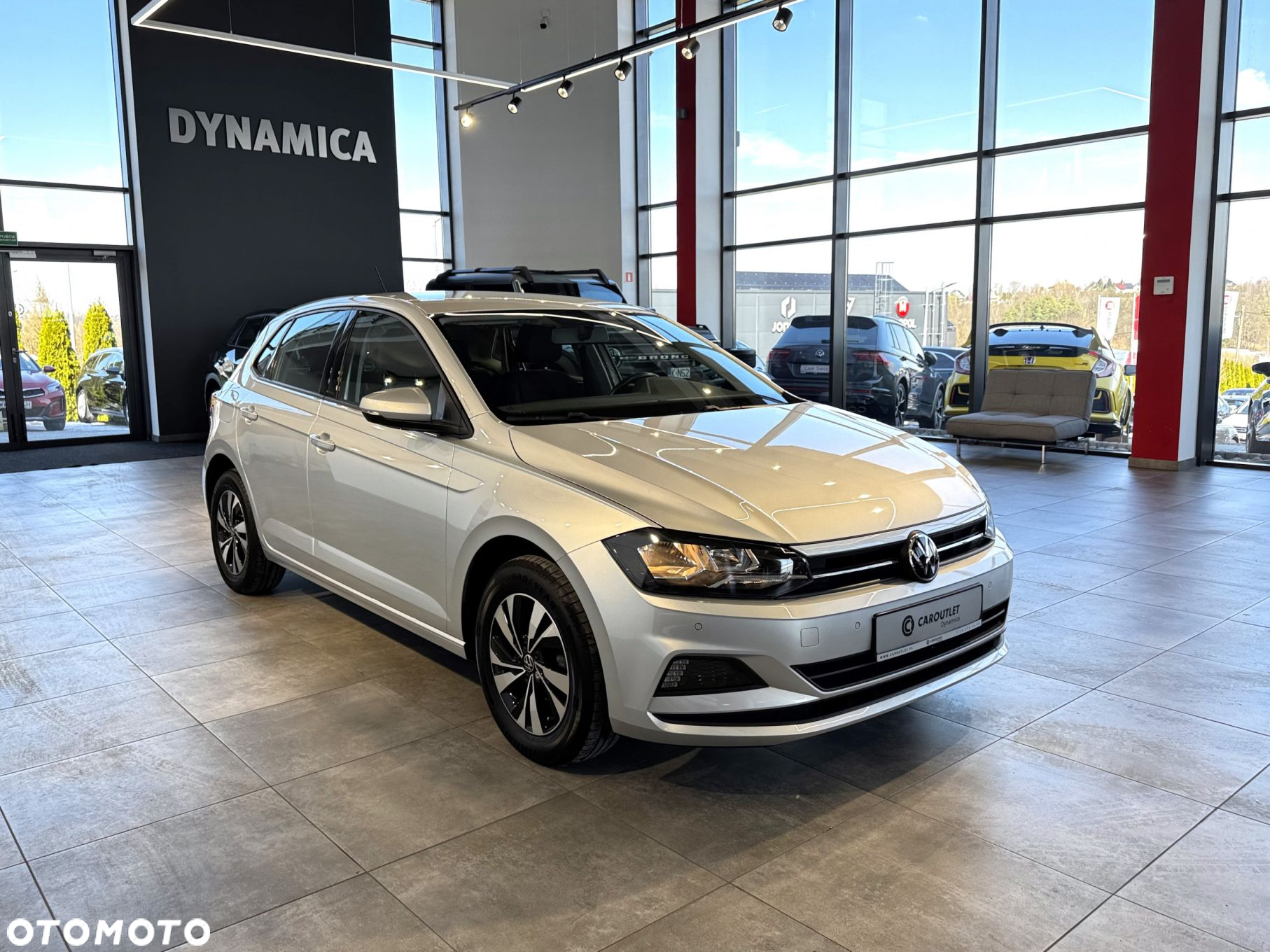 Volkswagen Polo - 2