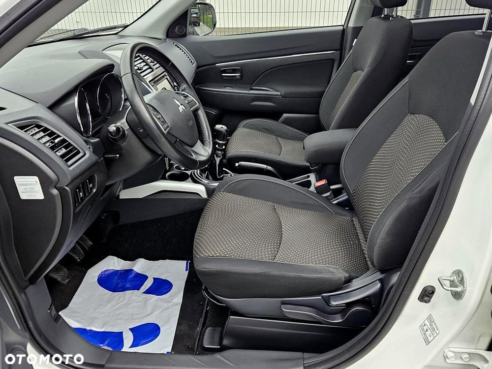 Mitsubishi ASX 1.8 DID Instyle 4WD AS&G - 21