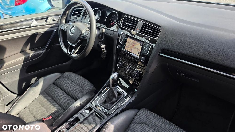 Volkswagen Golf Variant 1.6 TDI DPF BlueMotion Technology DSG MATCH - 13