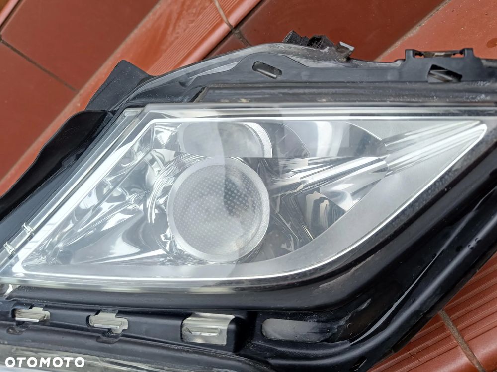 MERCEDES W212 E-KLASA LAMPA PRZÓD PRZEDNIA XENON SKRĘTNY ILS EU - 15