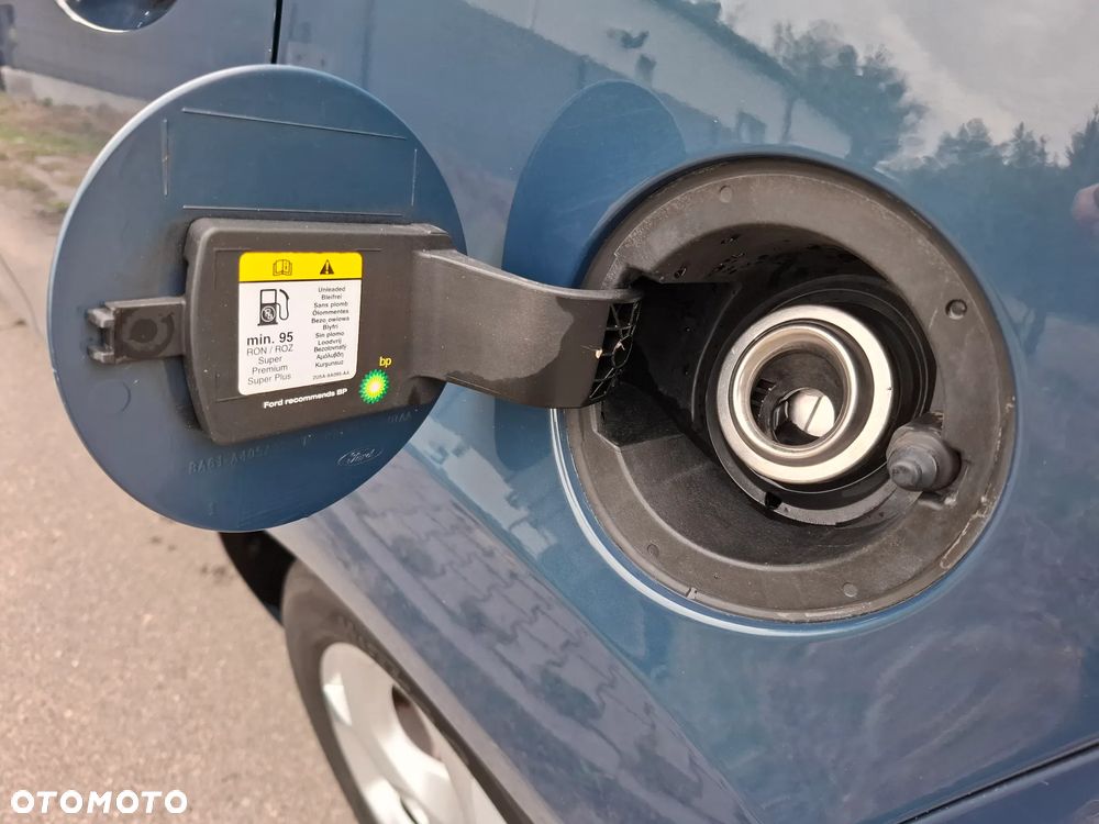 Ford Fiesta 1.25 SYNC Edition - 24