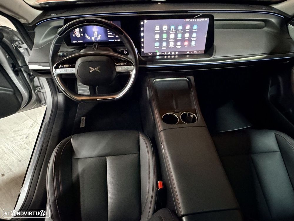 Xpeng P7i 86.2 kWh Long Range - 10