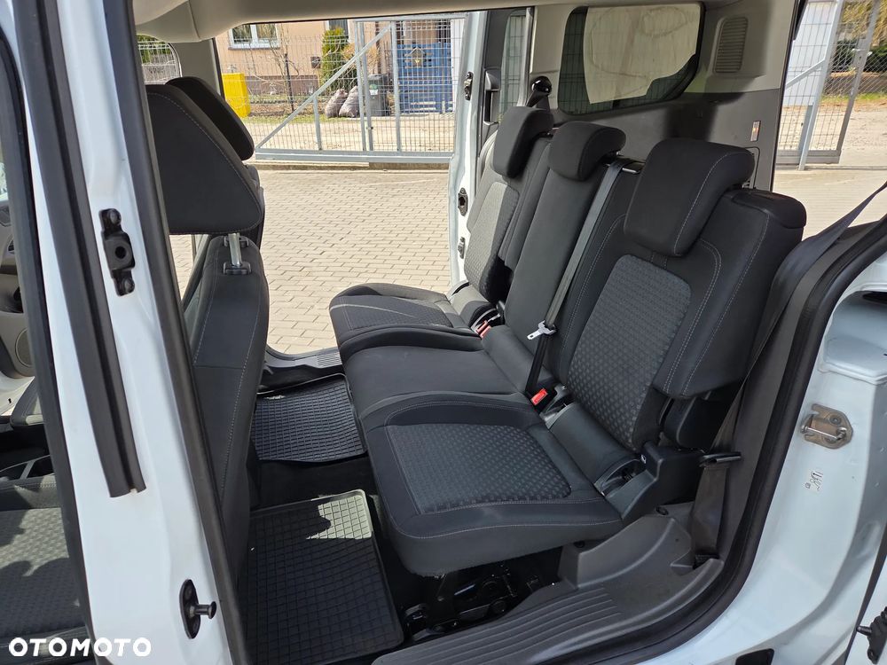 Ford Tourneo Connect Gr 1.5 EcoBlue Trend - 17