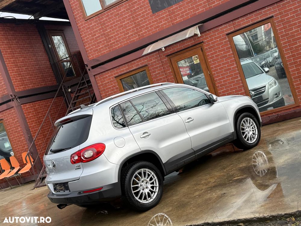 Volkswagen Tiguan - 28