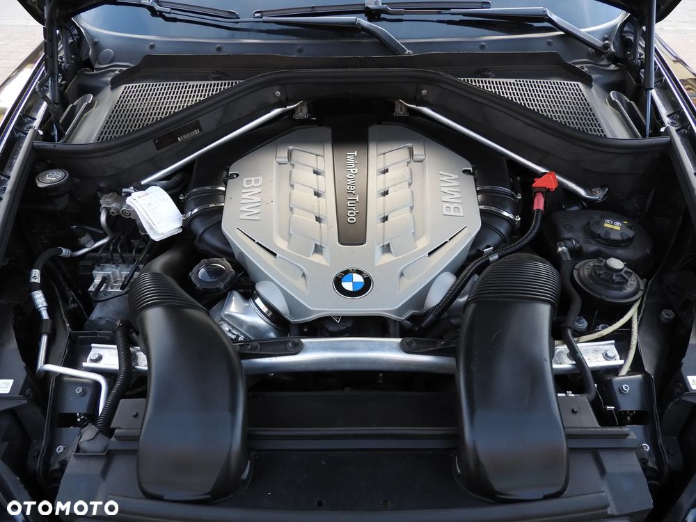 BMW X5 xDrive50i - 12