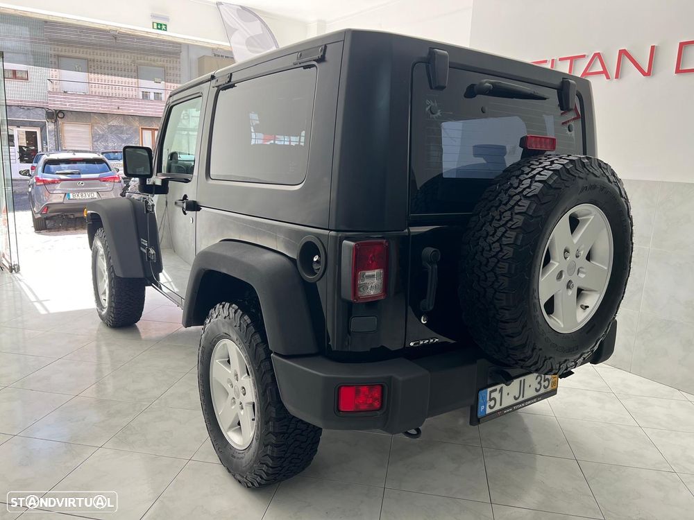 Jeep Wrangler 2.8 CRD ATX Sport - 3