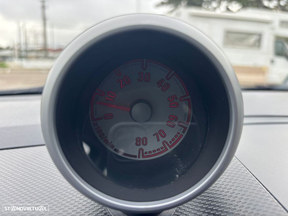 Opel Agila 1.0 Enjoy - 24