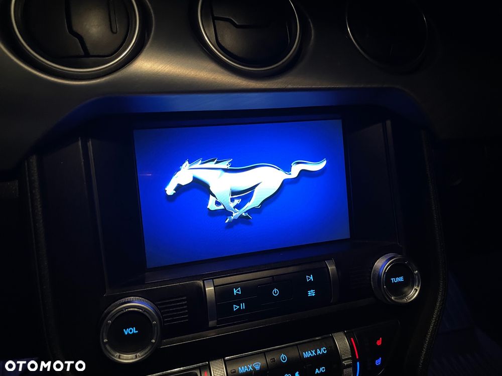 Ford Mustang Cabrio 2.3 Eco Boost - 21