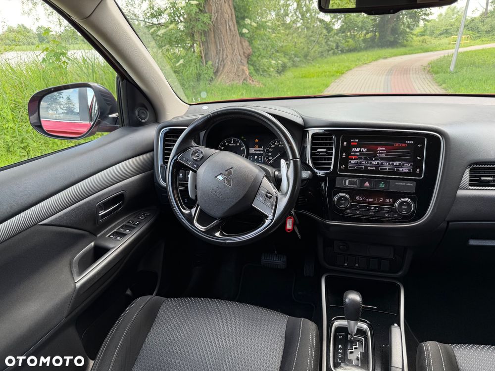 Mitsubishi Outlander 2.0 2WD CVT Diamant Edition - 16