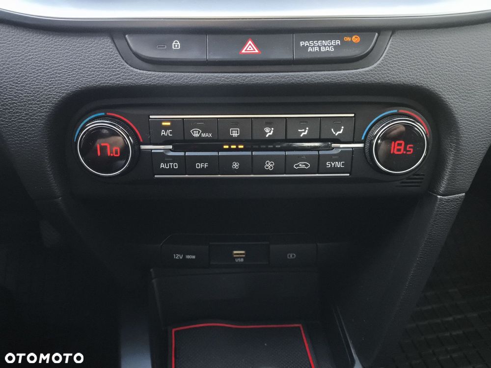 Kia Ceed 1.5 T-GDI M - 24