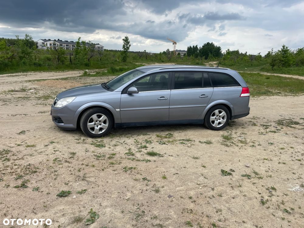 Opel Vectra 1.9 CDTI - 2