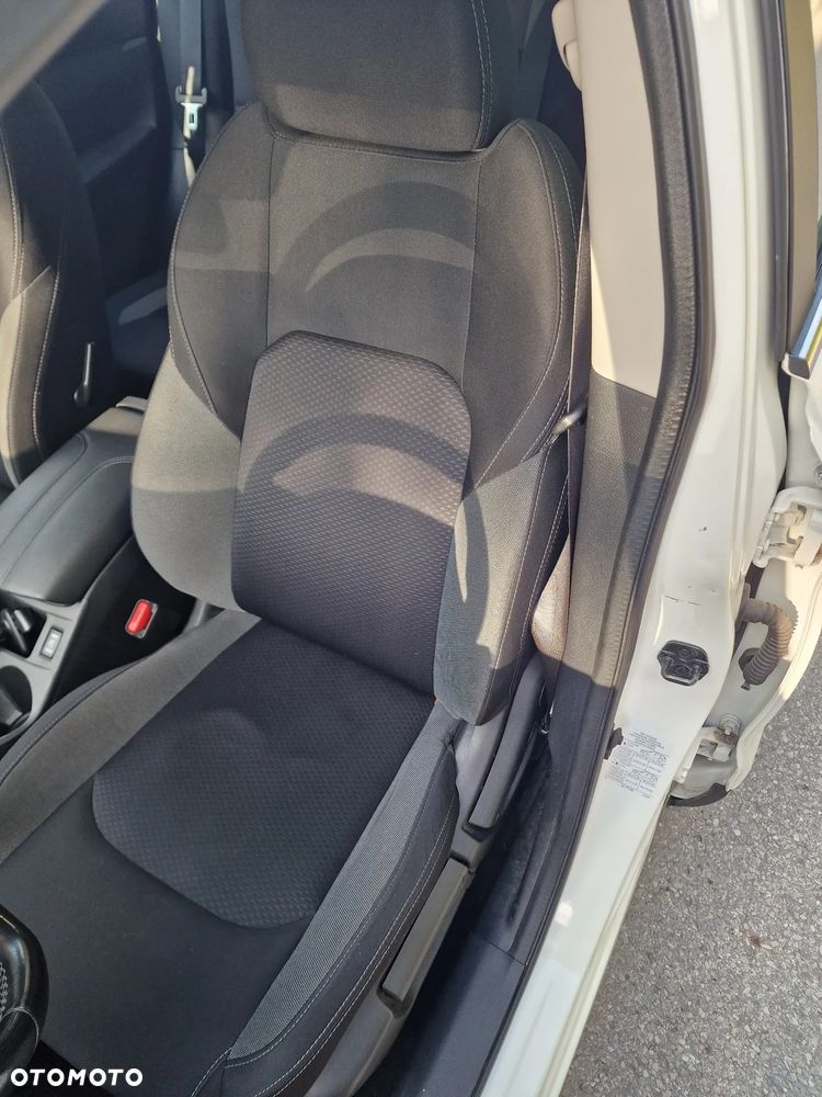 Nissan Qashqai 1.5 dCi DCT ACENTA - 24