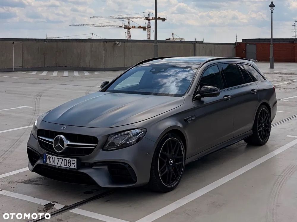 Mercedes-Benz Klasa E - 1