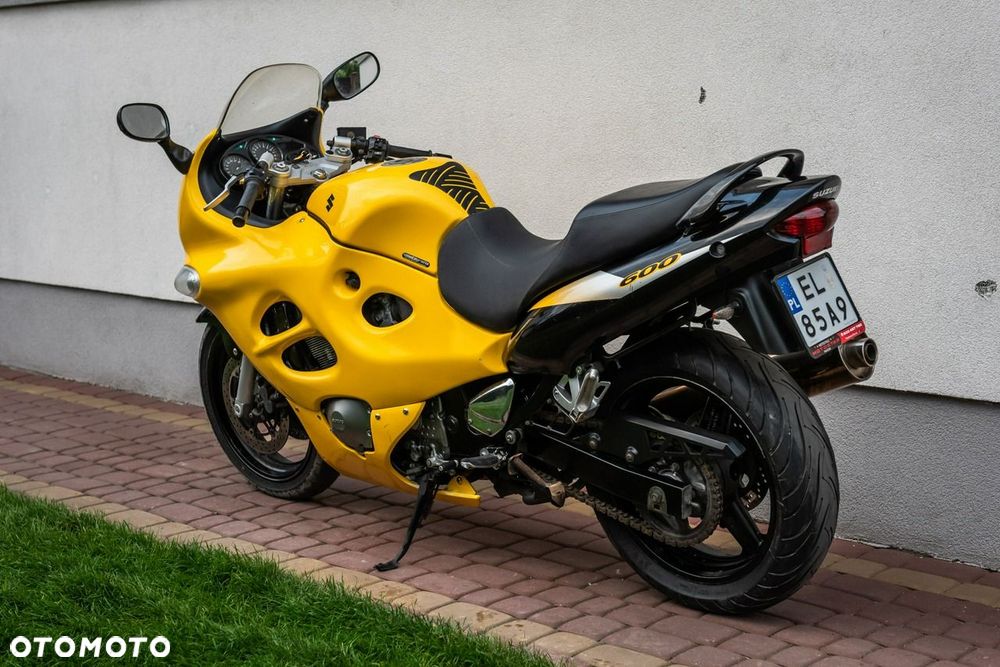 Suzuki GSX - 4