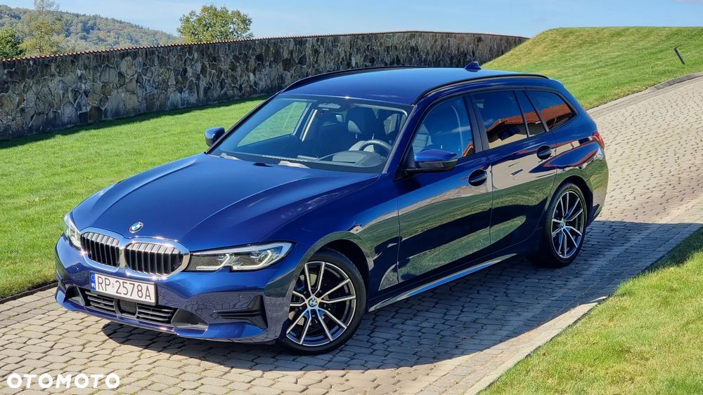BMW Seria 3 320d - 19